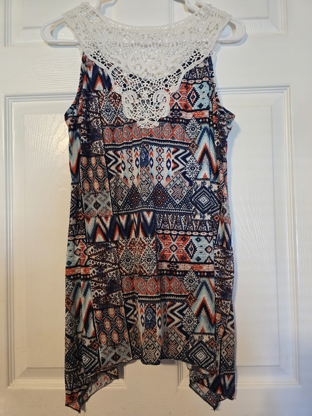 Women's Blouse - Picture 2 of 3